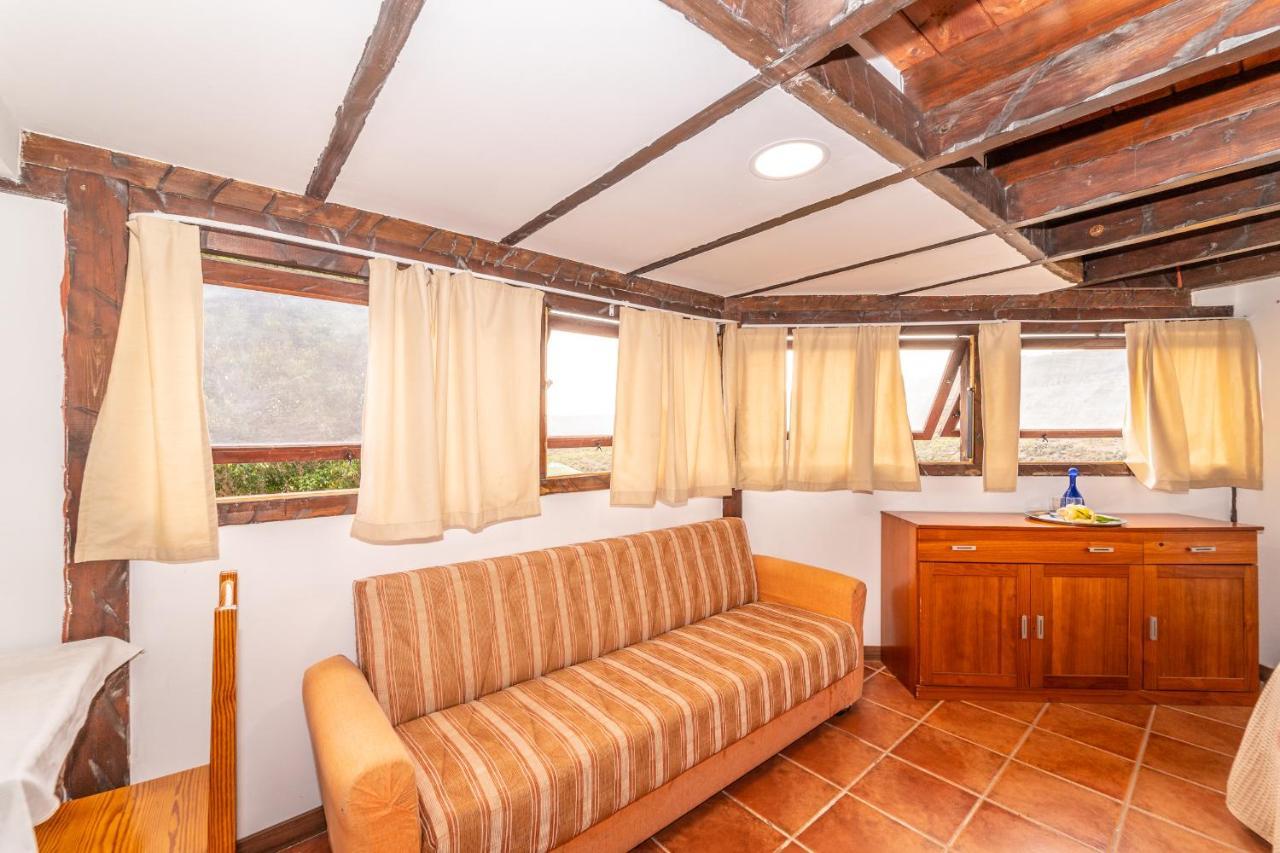 Casa Giuliana Bed & Breakfast Charco del Pino Exterior photo